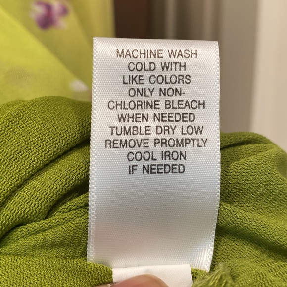 APT. 9 Green Floral Blouse Size 1X‎ Mesh Ombré Bloomcore Smocked Hem Batwing - Picture 13 of 13